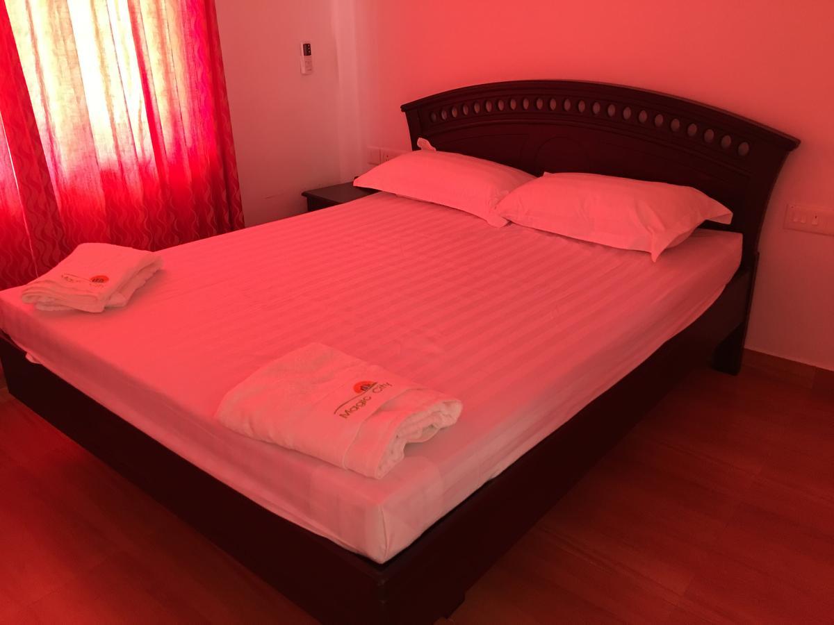 Magic Land Resorts Athirapally Irinjalakuda Ngoại thất bức ảnh