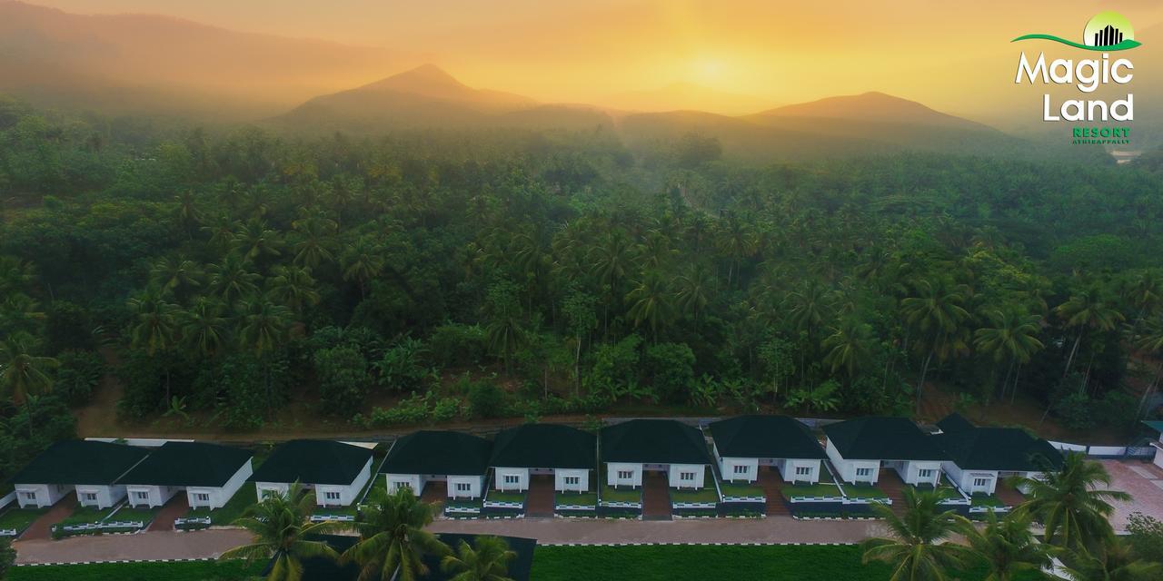 Magic Land Resorts Athirapally Irinjalakuda Ngoại thất bức ảnh